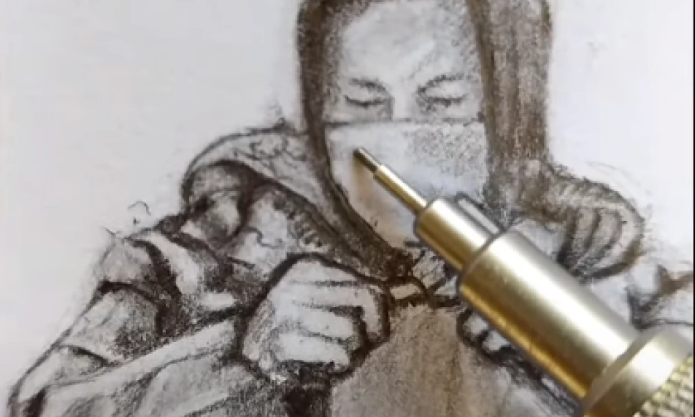 Ο απίστευτος καλλιτέχνης που ζωγραφίζει σκίτσα αγνώστων στο "πι και φι"